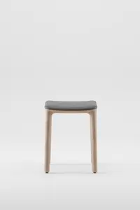 Barová stolička Neva designová dřevěná barová stolička