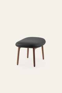 Taburet Neva designová podnožka z masivu