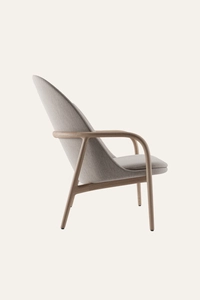 Pohovka Neva Soft high luxusní dvoumístná designová pohovka z masivního dřeva