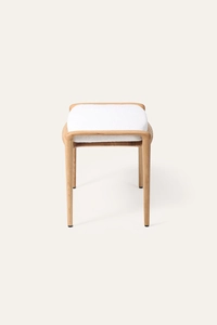 Taburet Teresian luxusní čalouněný taburet z masivu