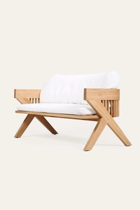 Pohovka Atlantic designová dvoumístná dřevěná sofa z masivu