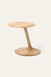 Konferenční stolek Henge luxusní odkládací stolek z masivu