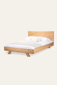 Postel Luca dřevěná manželská postel v rustikálním stylu