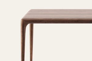 Stůl Latus luxusní jídelní stůl s organicky tvarovanými nohami