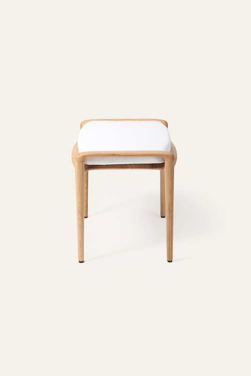 Taburet Teresian luxusní čalouněný taburet z masivu