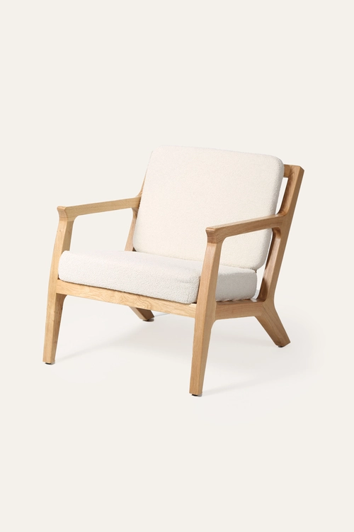 Křeslo Mila designové čalouněné křeslo z masivu