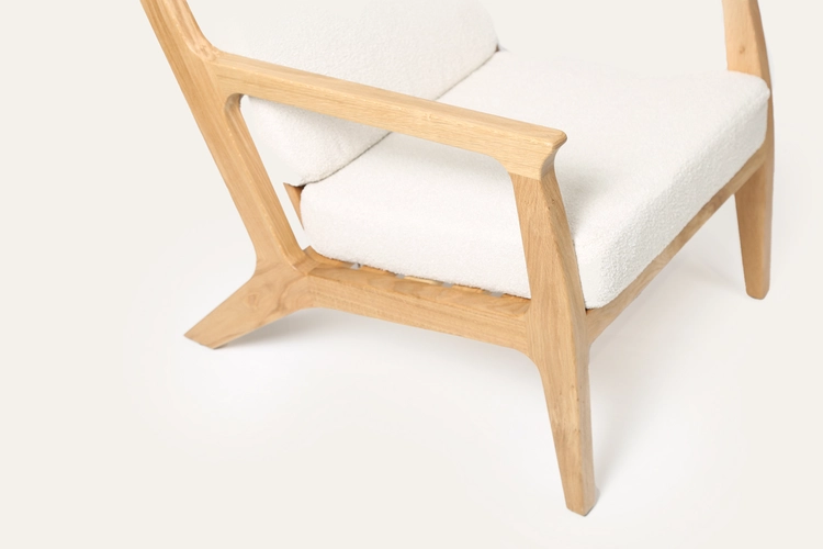 Křeslo Mila designové čalouněné křeslo z masivu