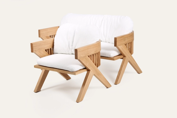 Pohovka Atlantic designová dvoumístná dřevěná sofa z masivu