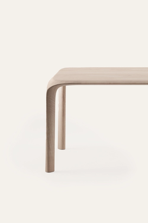 Stůl Ging designový jídelní stůl z masivního dřeva