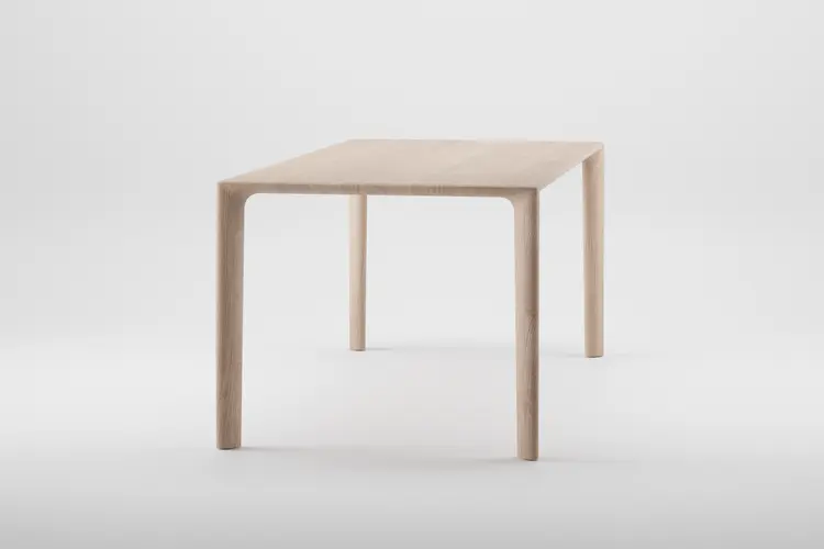 Stůl Mela jídelní stůl z masivního dřeva s minimalistickým designem