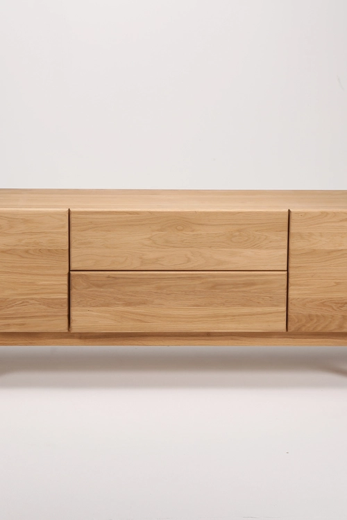 TV stolek Luba dřevěný TV lowboard z masivu