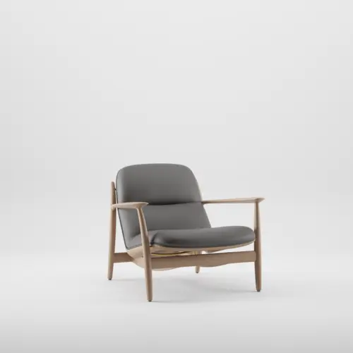 Křeslo Nila Lounge Trimmed designové čalouněné křeslo z masivu s područkami