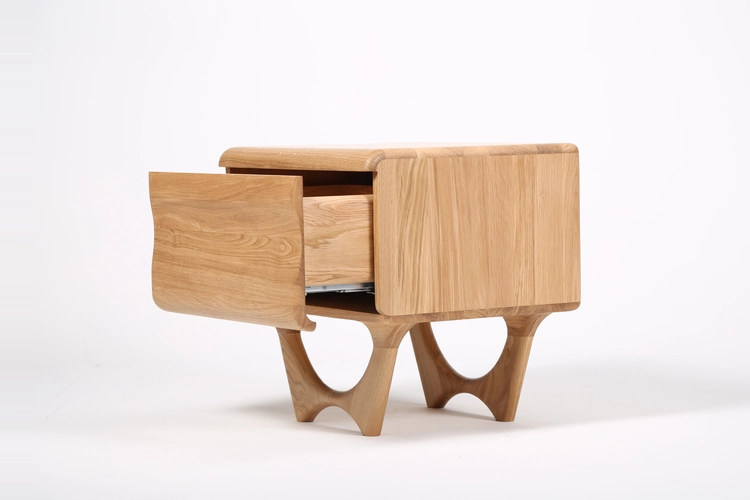 Noční stolek Antoni designový dřevěný noční stolek