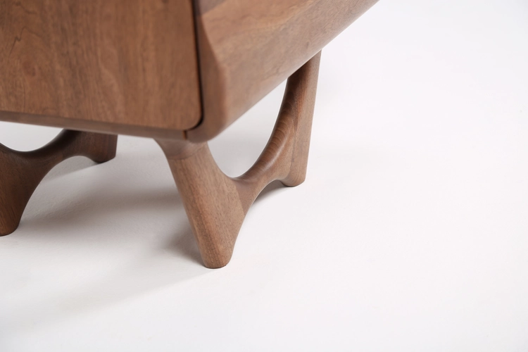 Noční stolek Antoni designový dřevěný noční stolek