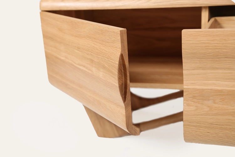 TV stolek Antoni 1600 luxusní dřevěný TV lowboard