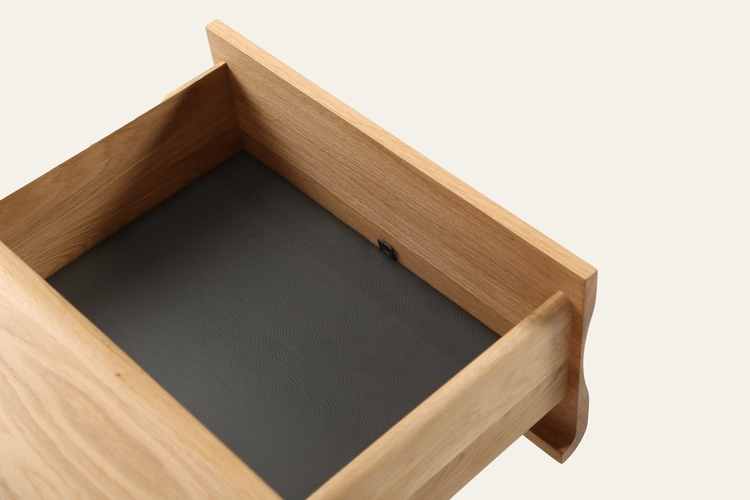 TV stolek Antoni 1600 luxusní dřevěný TV lowboard