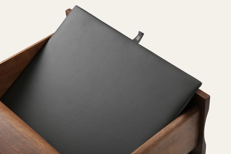 TV stolek Antoni 1600 luxusní dřevěný TV lowboard