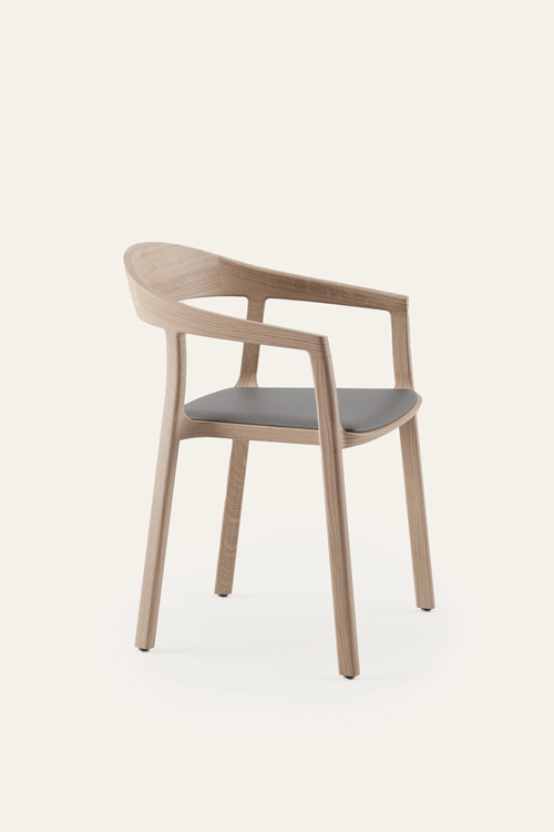 Židle Tara luxusní dřevěná židle s područkami z masivu