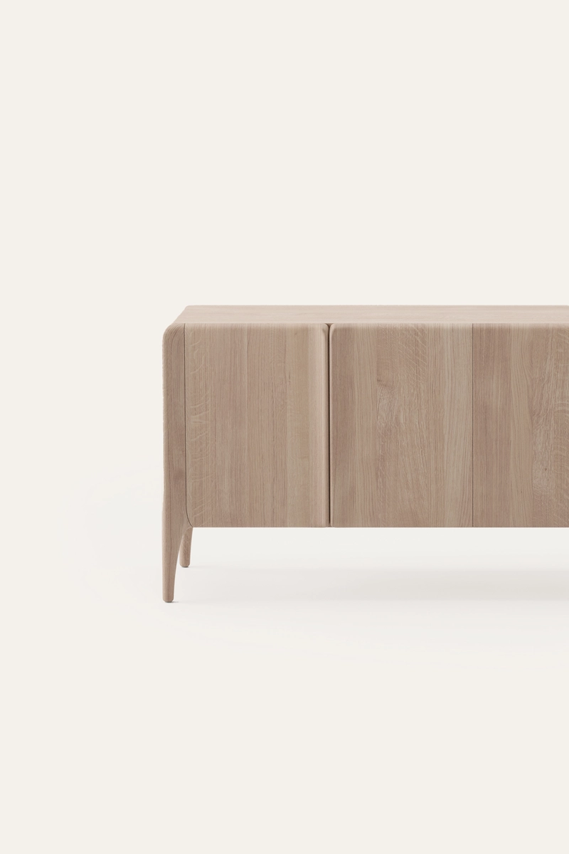 Komoda Rio designová dřevěná komoda