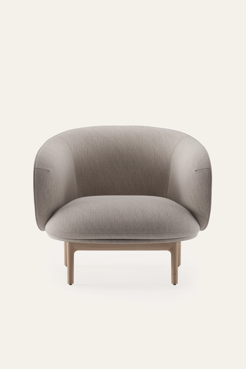 Křeslo Mela Lounge designové čalouněné křeslo z masivního dřeva